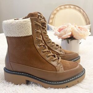 NEW Violet & Red Alexa Brown Combat Lace up ankle bootie women size 7.5